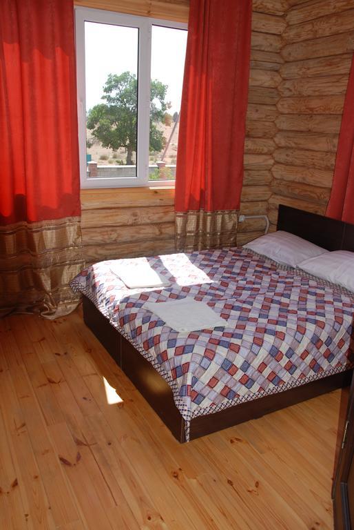 Guest House Ozernaya Cholpon-Ata Ngoại thất bức ảnh